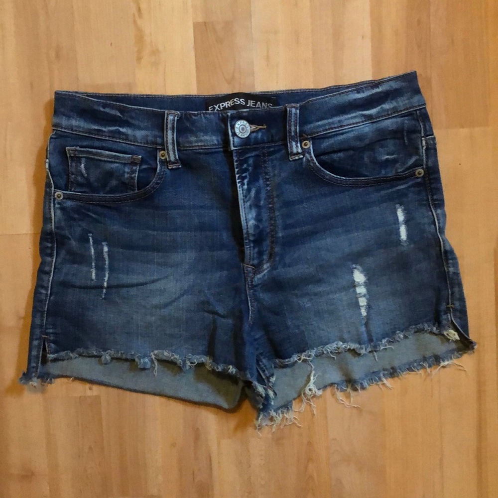 Express distressed jean shorts